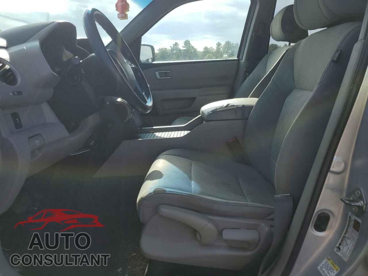 HONDA PILOT 2012 - 5FNYF4H23CB005813