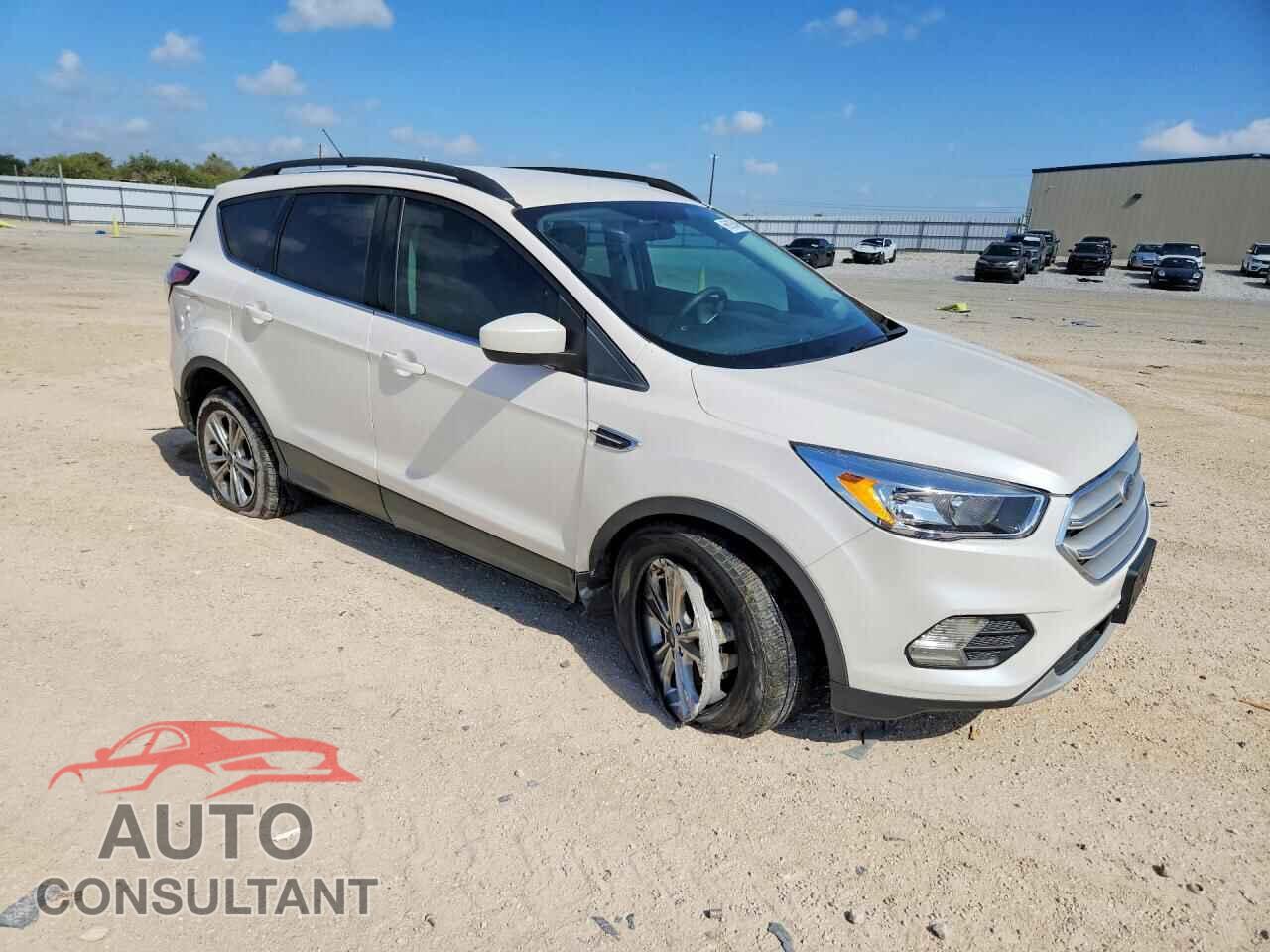 FORD ESCAPE 2018 - 1FMCU0GD4JUC69862