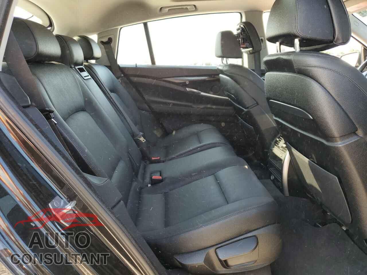 BMW 5 SERIES 2017 - WBA5M4C35HD187258