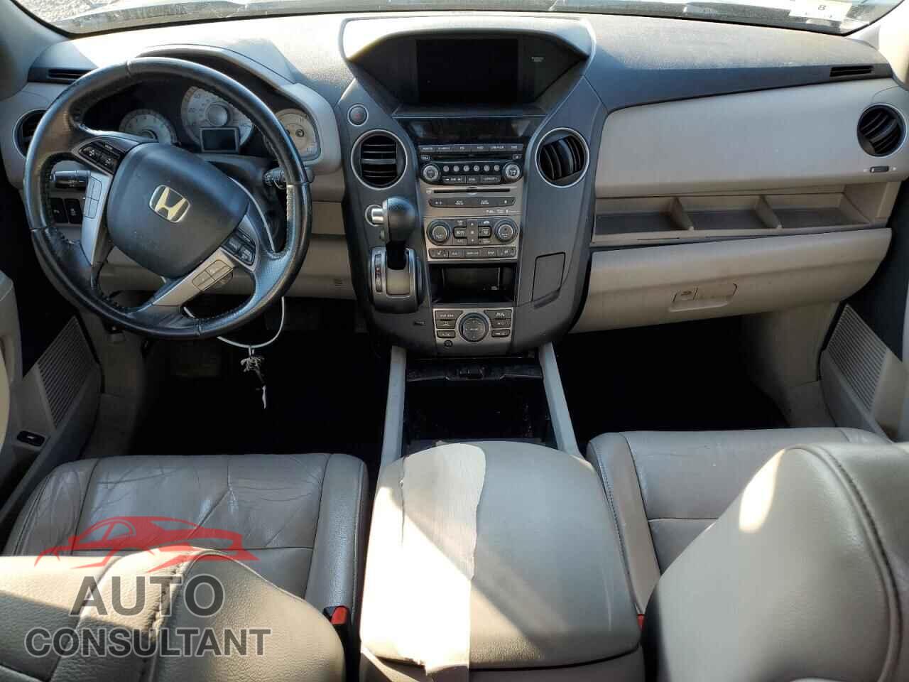 HONDA PILOT 2012 - 5FNYF4H9XCB059204