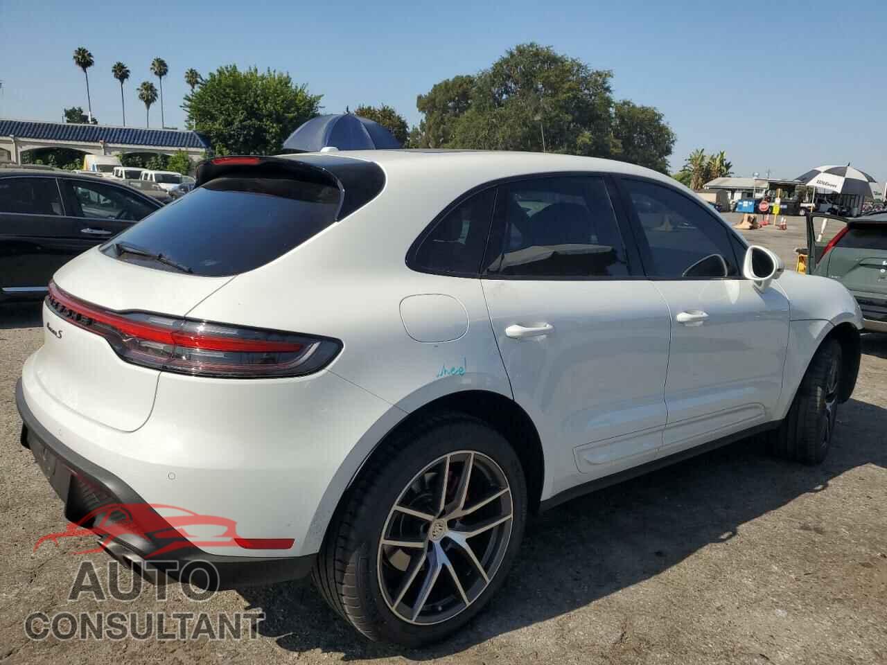 PORSCHE MACAN 2022 - WP1AG2A56NLB20640