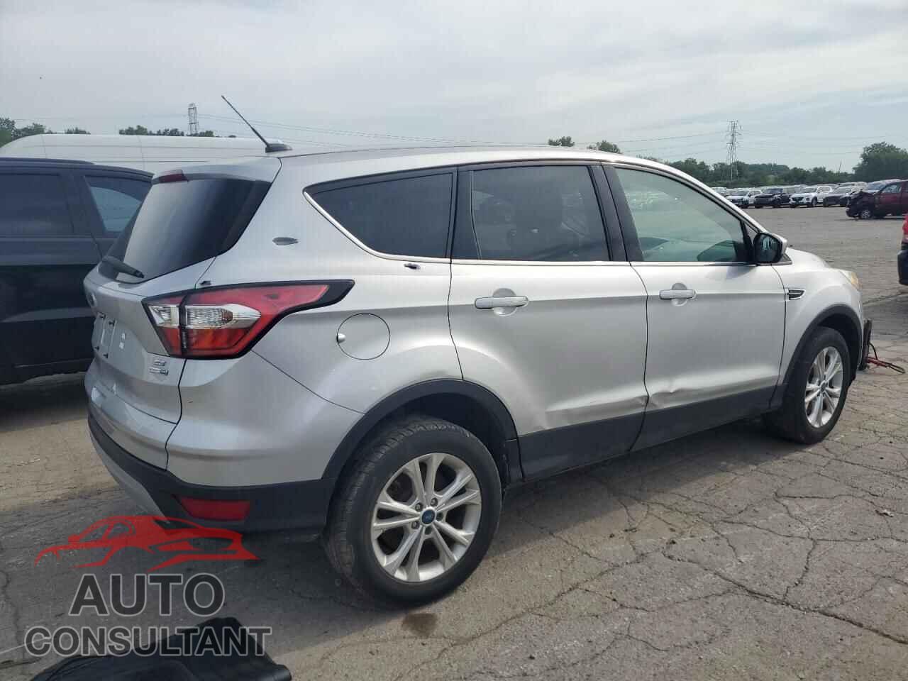 FORD ESCAPE 2017 - 1FMCU9GD1HUE55504