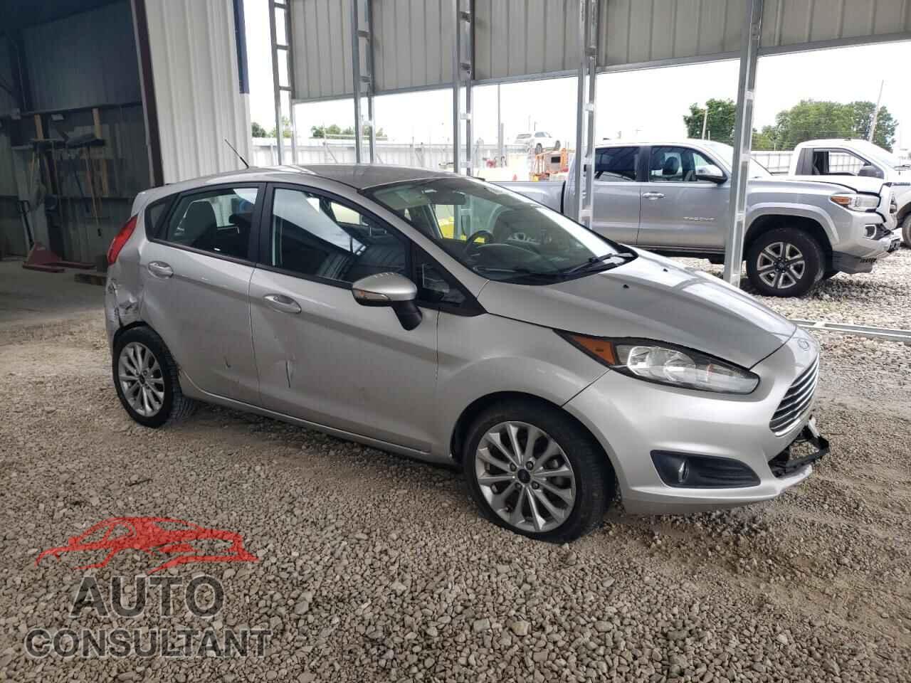 FORD FIESTA 2014 - 3FADP4EJ2EM200202