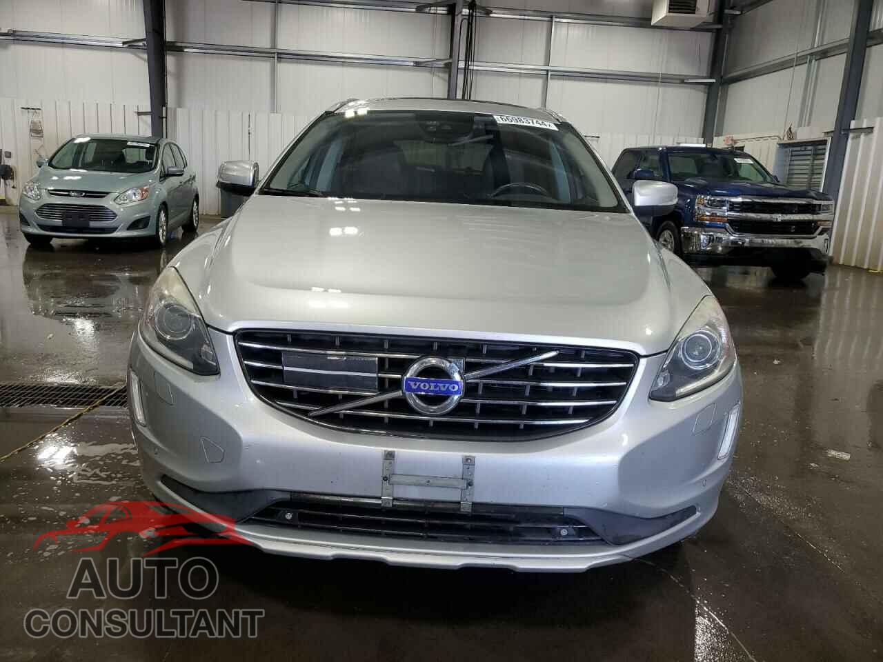 VOLVO XC60 2015 - YV4612RM8F2759563