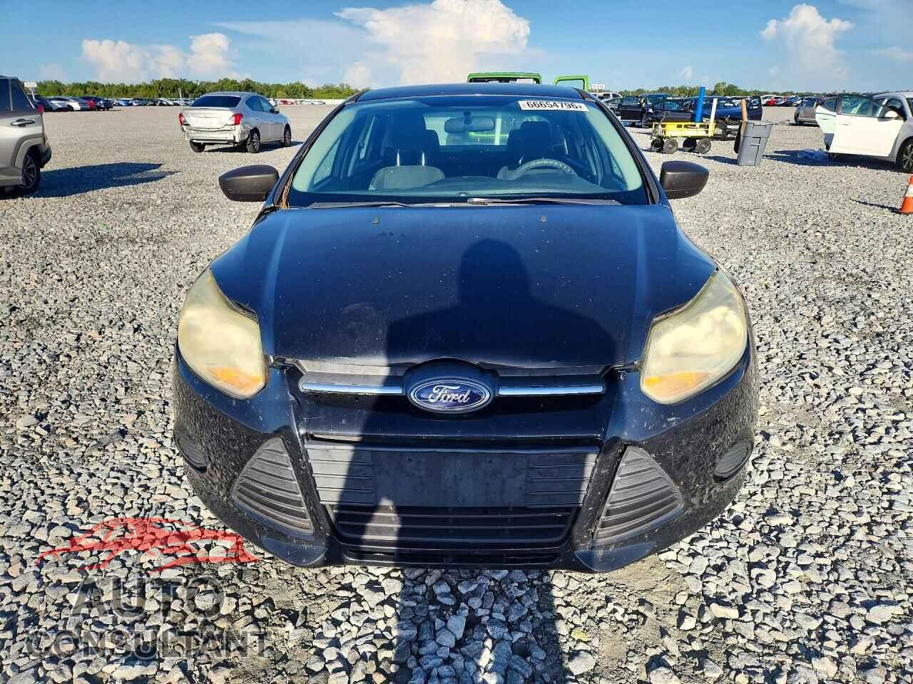 FORD FOCUS 2014 - 1FADP3E23EL339601