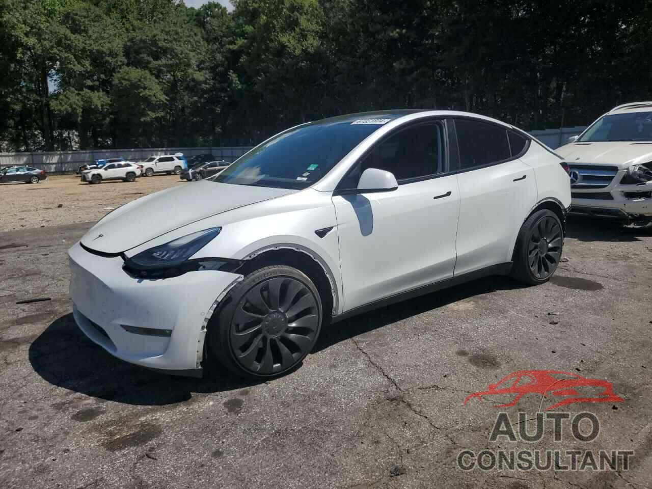 TESLA MODEL Y 2021 - 5YJYGDED8MF112974