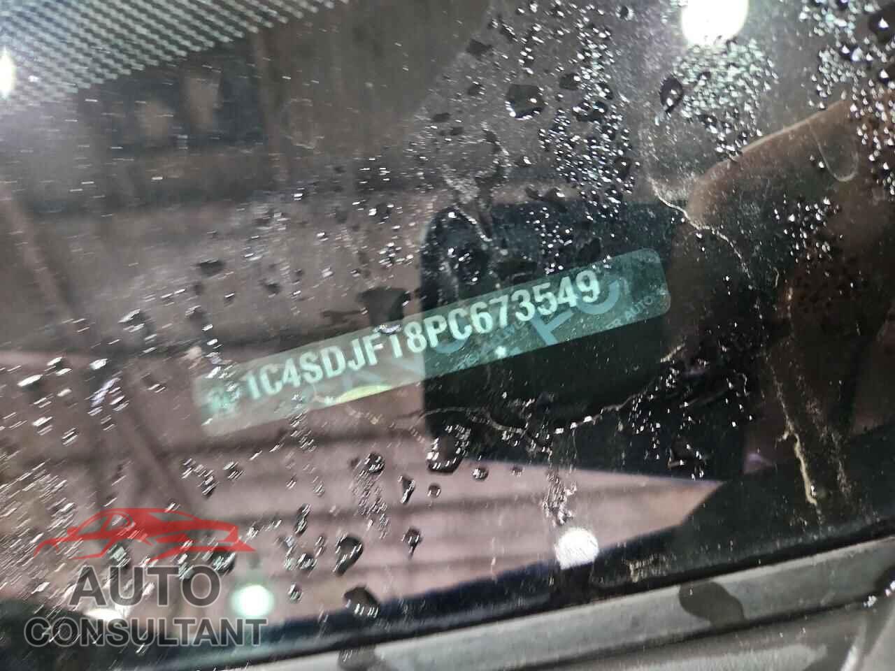 DODGE DURANGO 2023 - 1C4SDJFT8PC673549