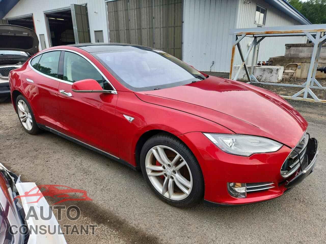 TESLA MODEL S 2014 - 5YJSA1H17EFP31803