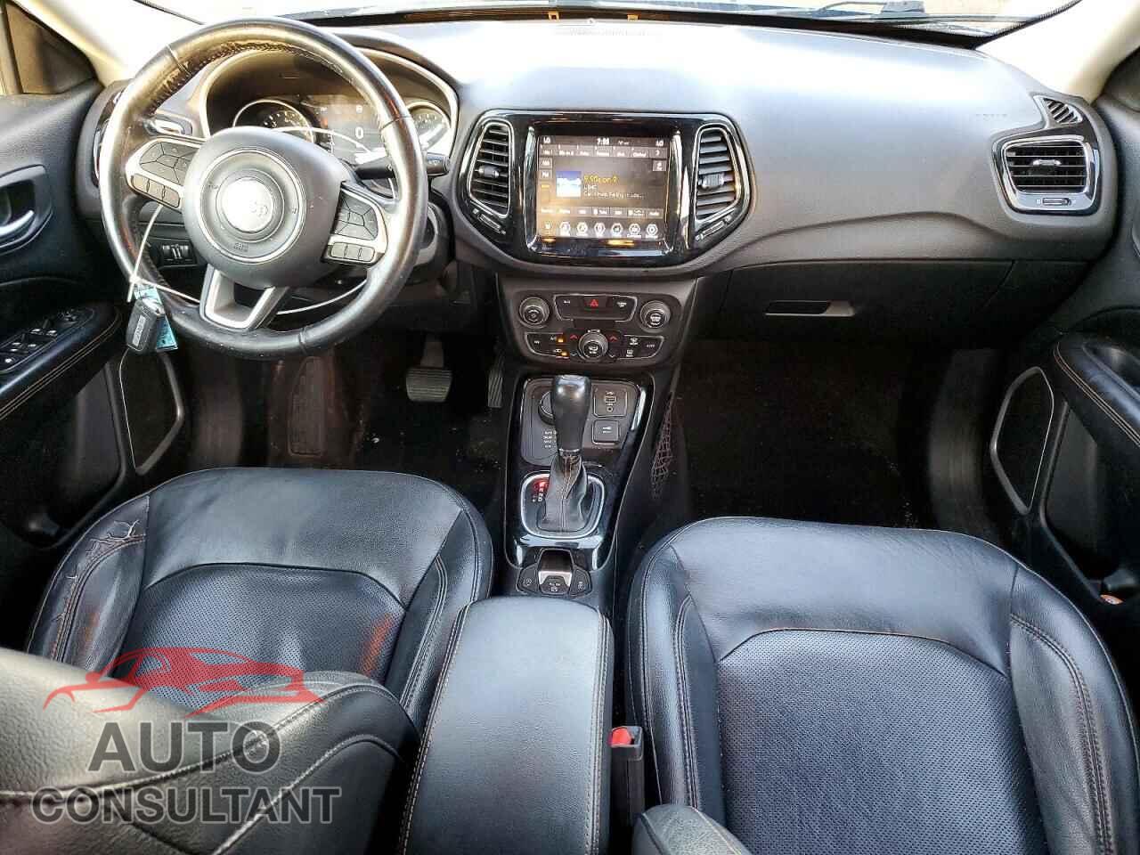 JEEP COMPASS 2018 - 3C4NJDCB4JT470334