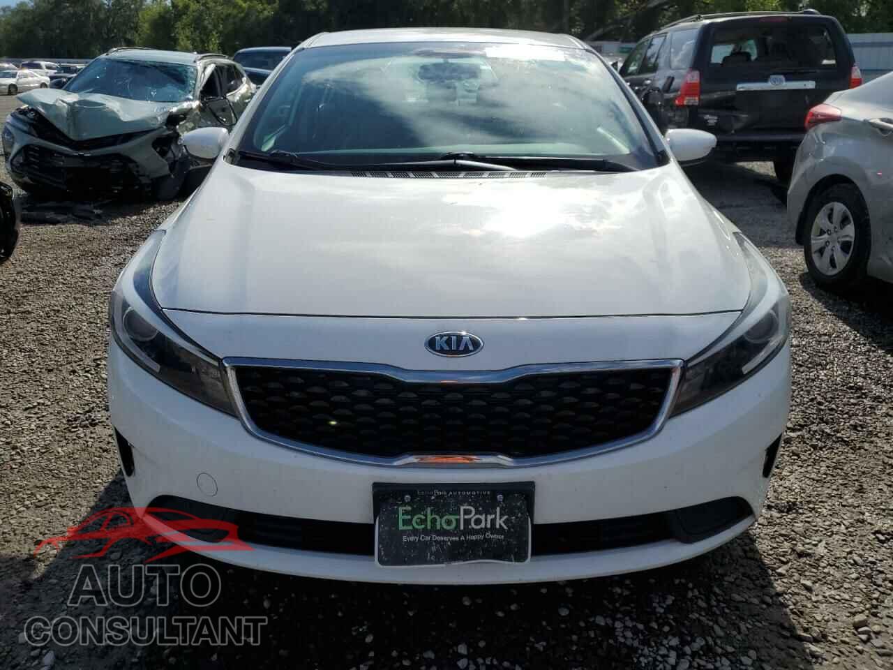 KIA FORTE 2018 - 3KPFK4A72JE237217