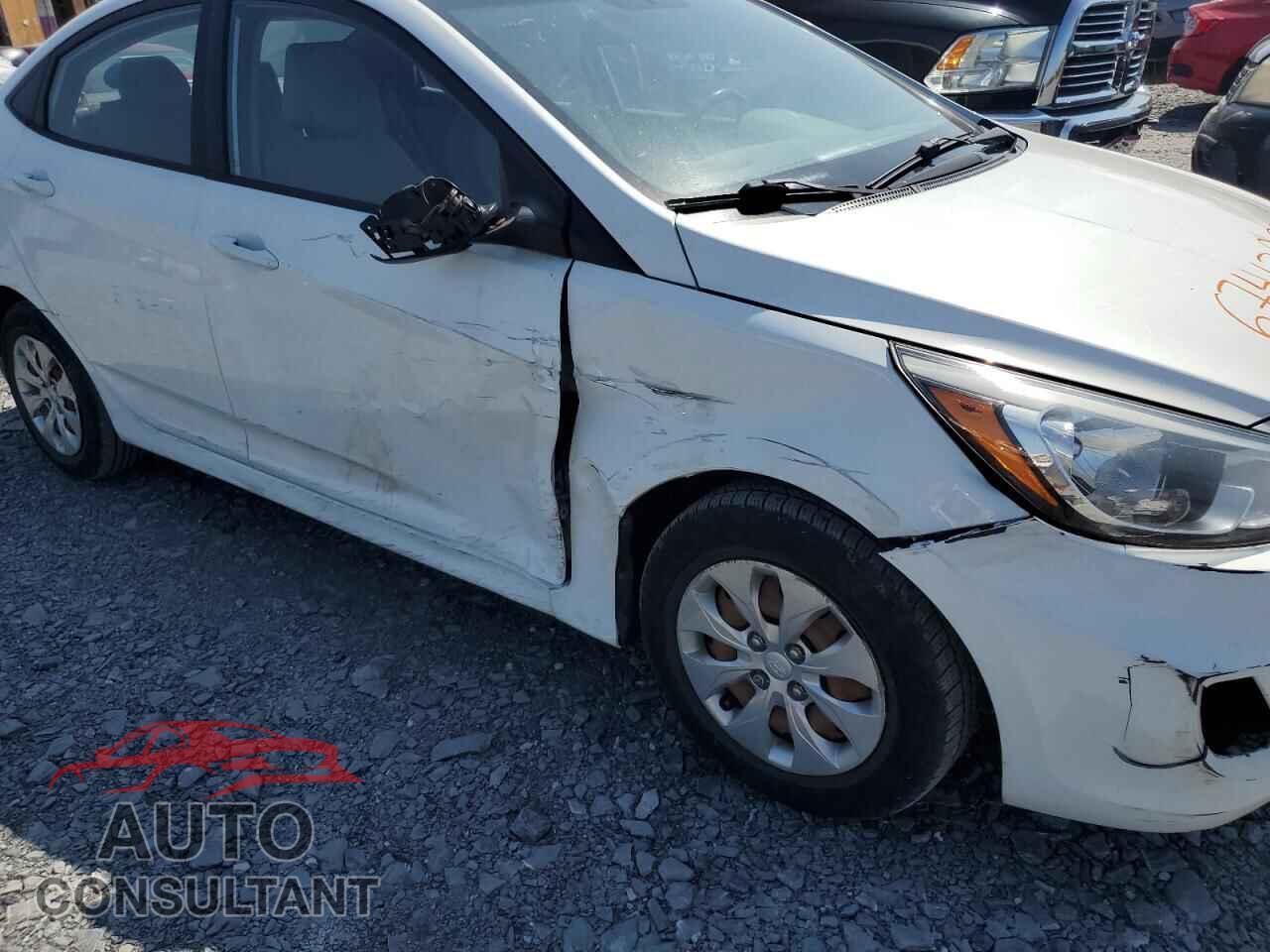 HYUNDAI ACCENT 2015 - KMHCT4AE2FU843152