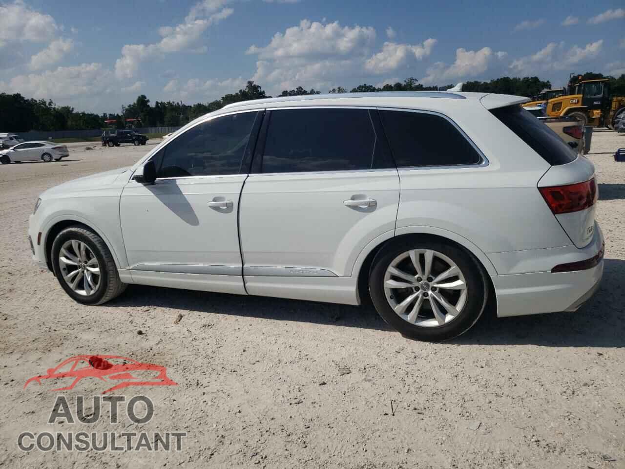 AUDI Q7 2019 - WA1AAAF72KD010661