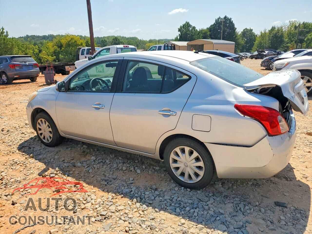 NISSAN VERSA 2012 - 3N1CN7AP8CL805256