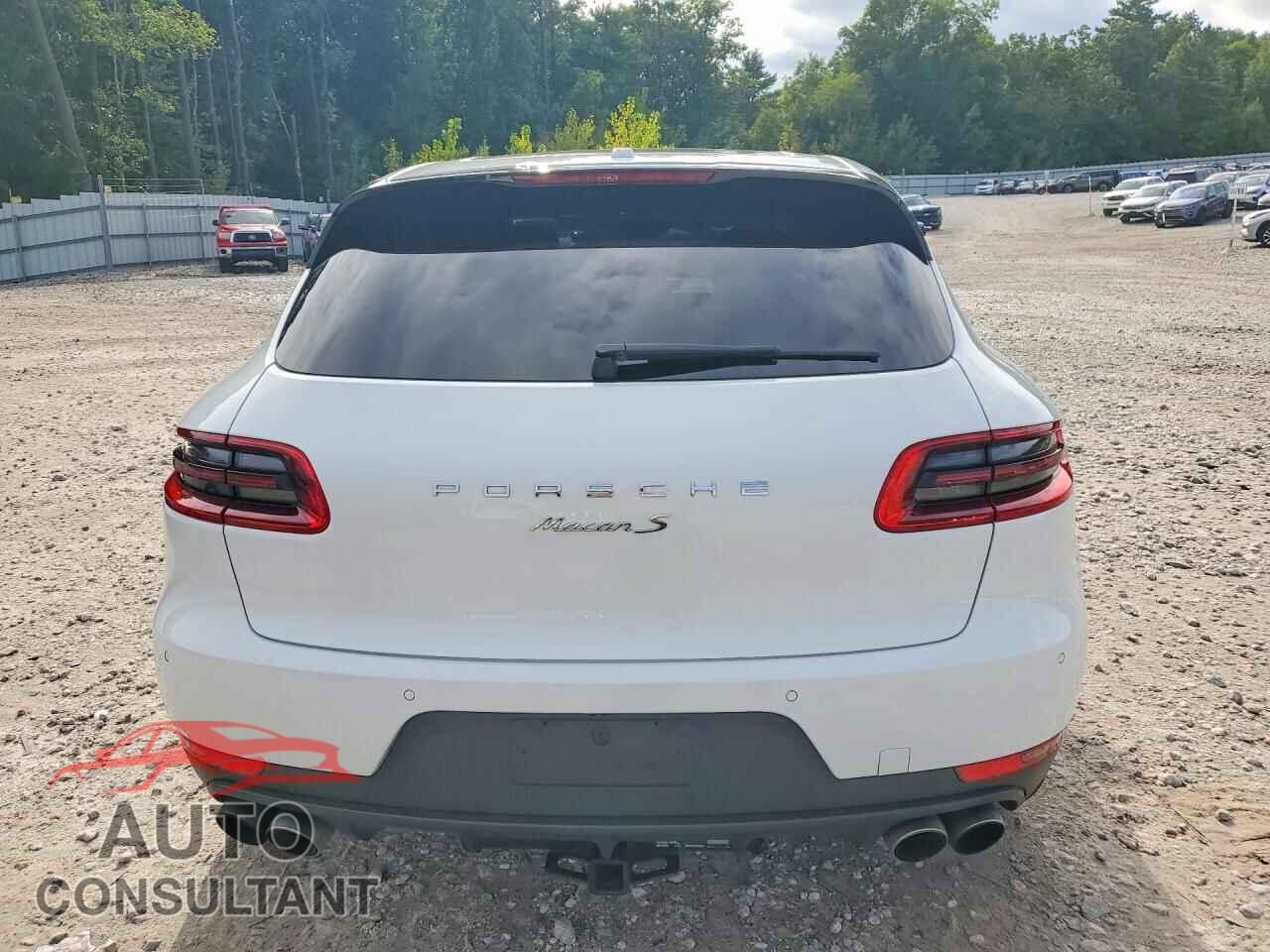 PORSCHE MACAN 2015 - WP1AB2A50FLB58039