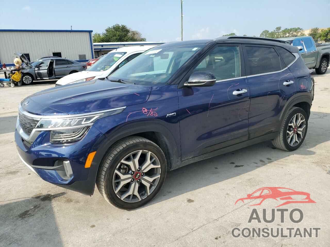 KIA SELTOS 2021 - KNDETCA22M7053018