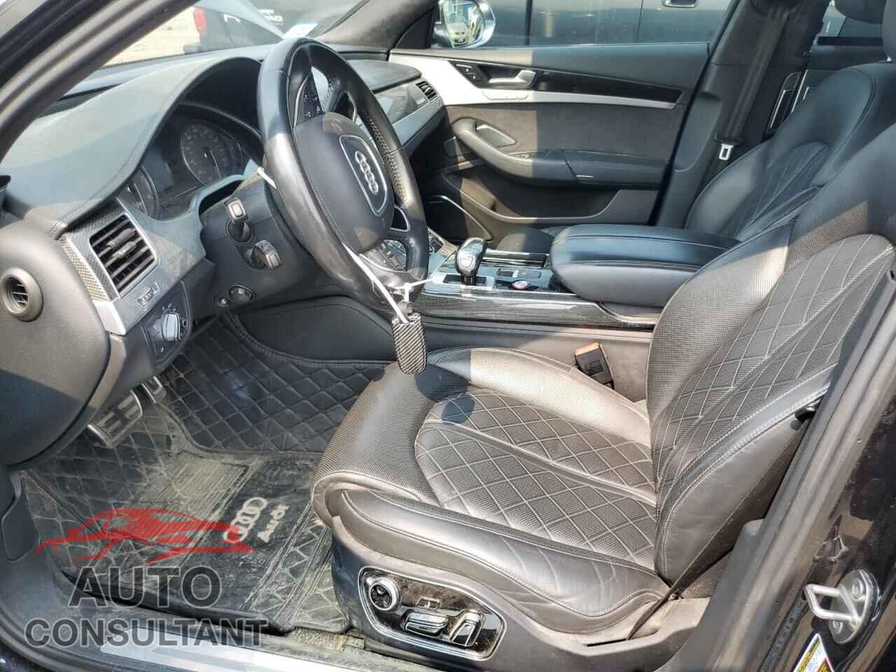 AUDI S8 2014 - WAUD2AFD0EN012930