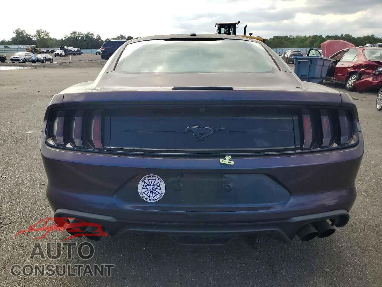FORD MUSTANG 2019 - 1FA6P8TH2K5156820