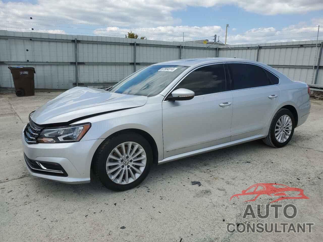 VOLKSWAGEN PASSAT 2017 - 1VWBT7A30HC017650