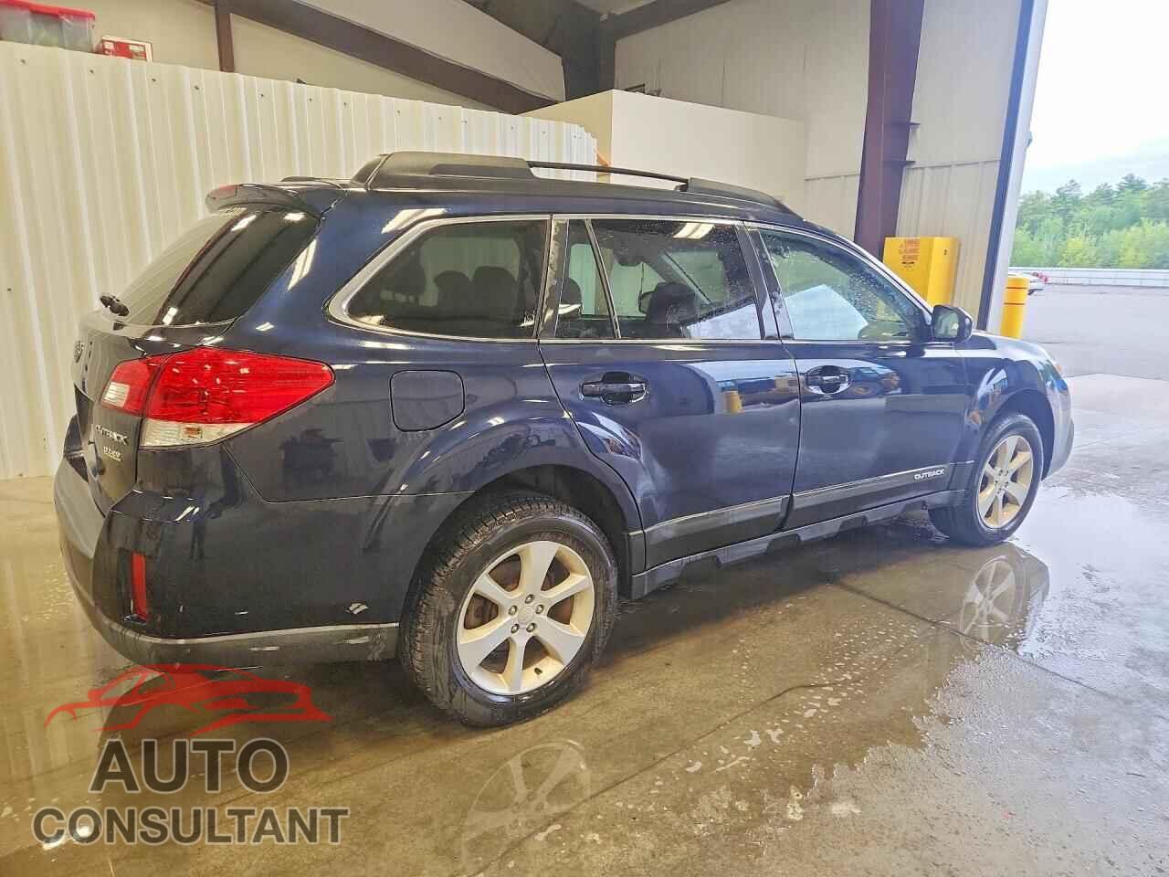 SUBARU OUTBACK 2013 - 4S4BRBCC9D3324001