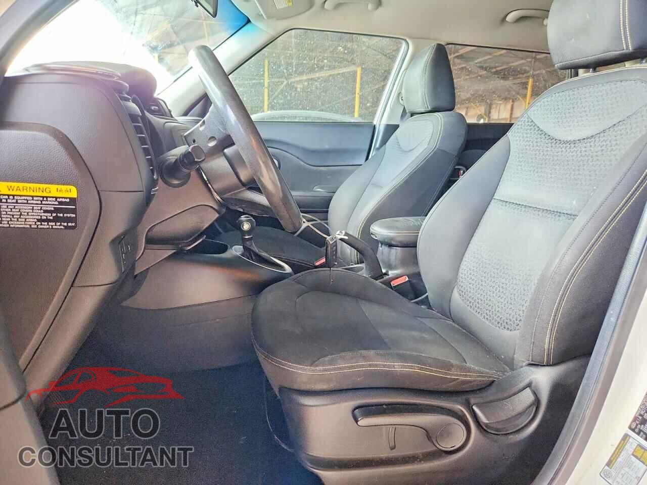 KIA SOUL 2014 - KNDJP3A56E7718243