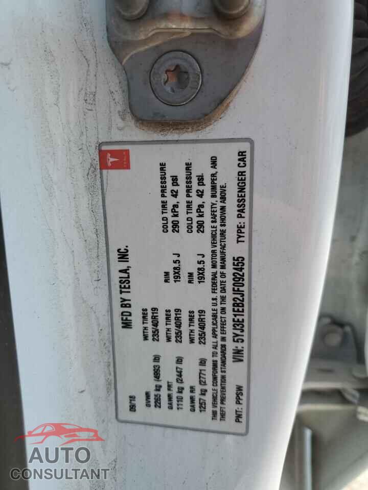 TESLA MODEL 3 2018 - 5YJ3E1EB2JF092455