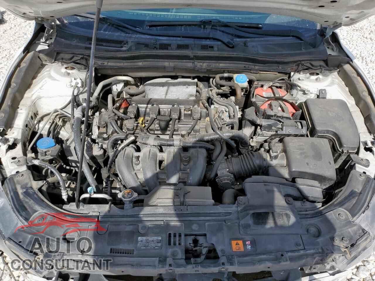 MAZDA 3 2014 - JM1BM1M76E1196277