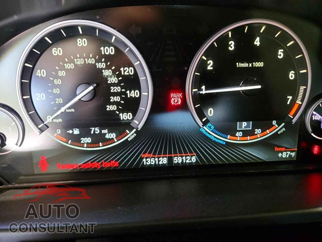 BMW X5 2014 - 5UXKR0C56E0K45879