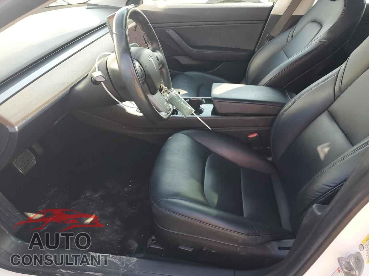 TESLA MODEL 3 2018 - 5YJ3E1EB0JF066856