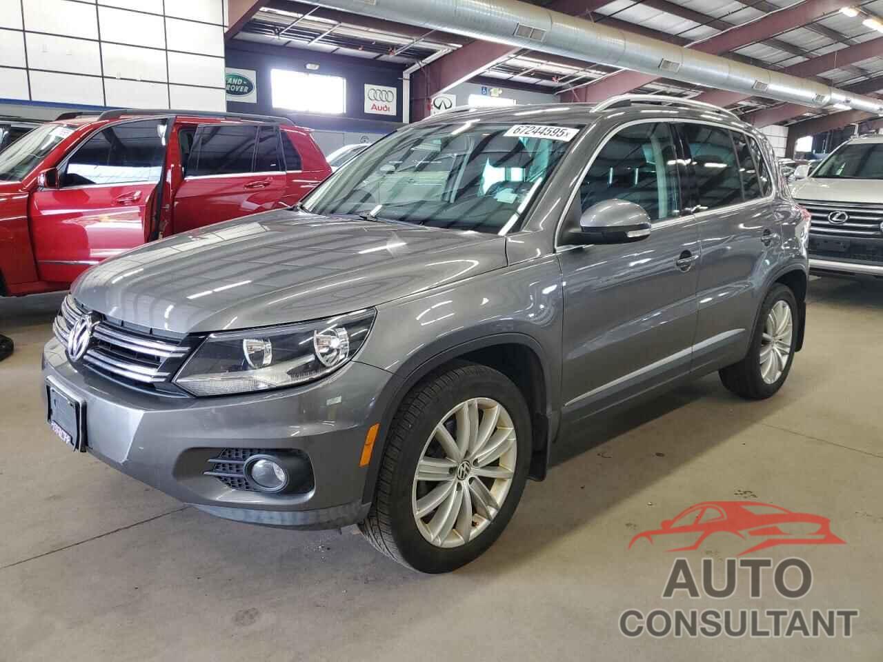 VOLKSWAGEN TIGUAN 2012 - WVGBV7AX8CW103579