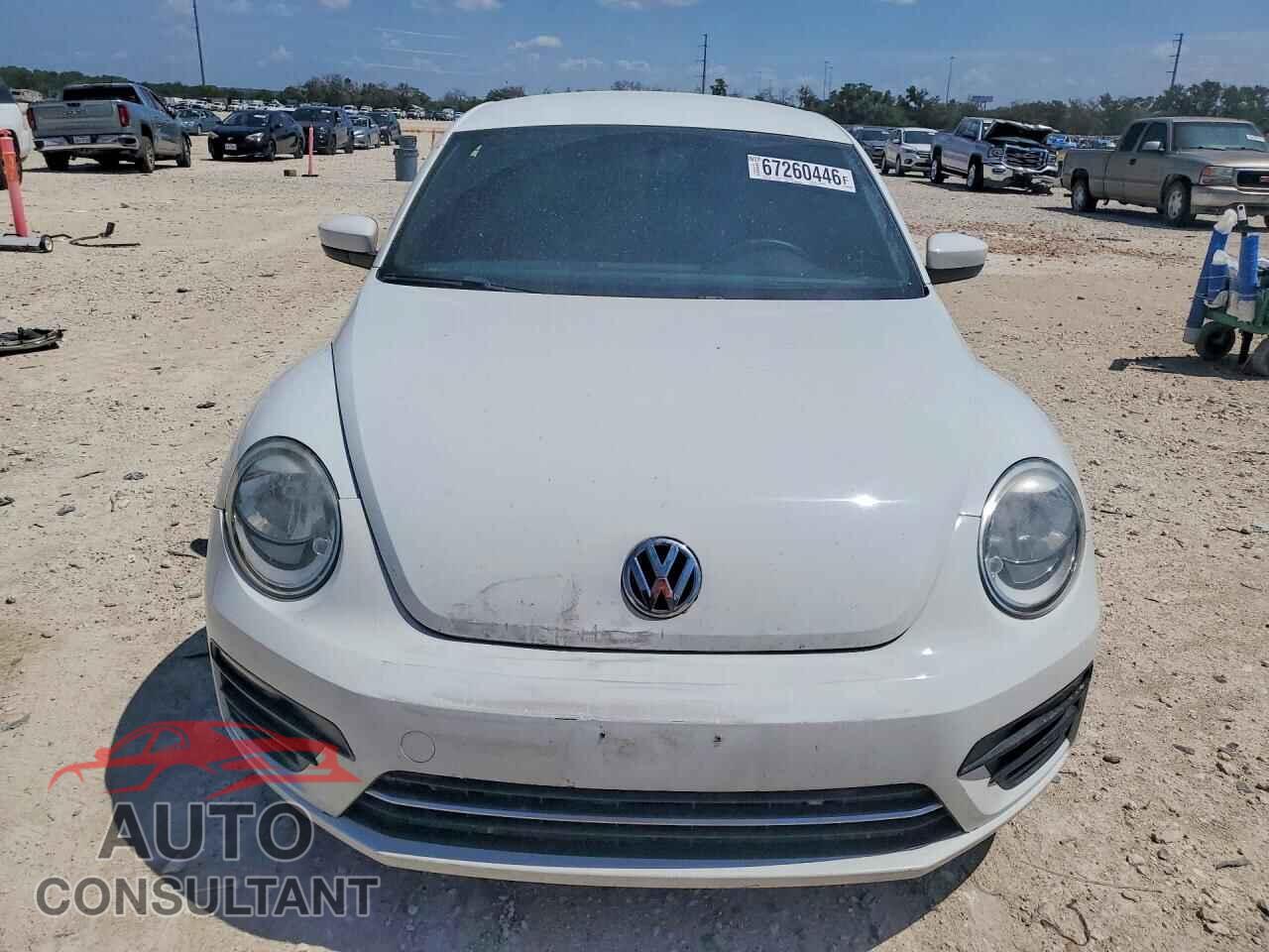 VOLKSWAGEN BEETLE 2017 - 3VWF17AT7HM624845