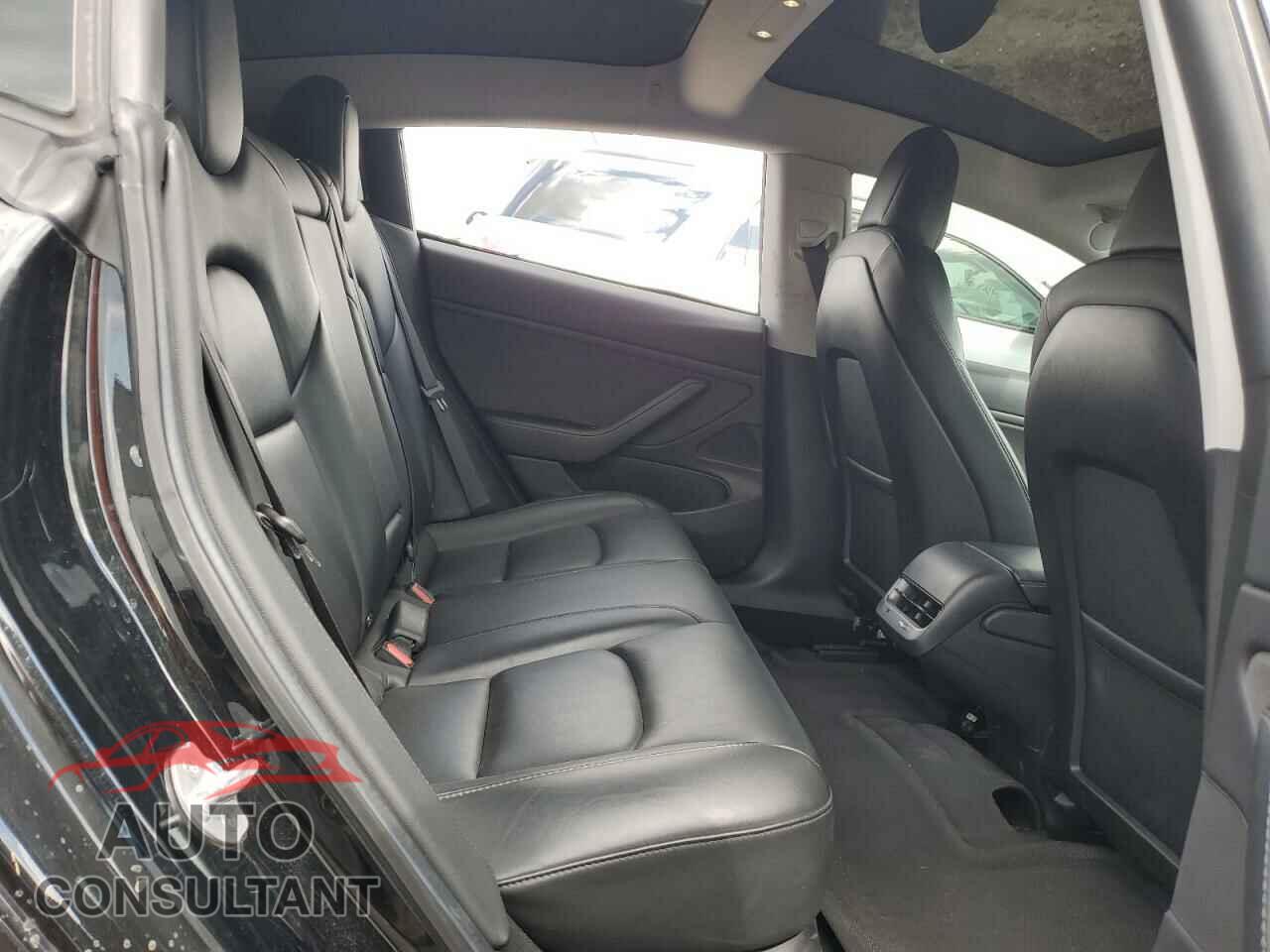 TESLA MODEL 3 2019 - 5YJ3E1EA2KF412432