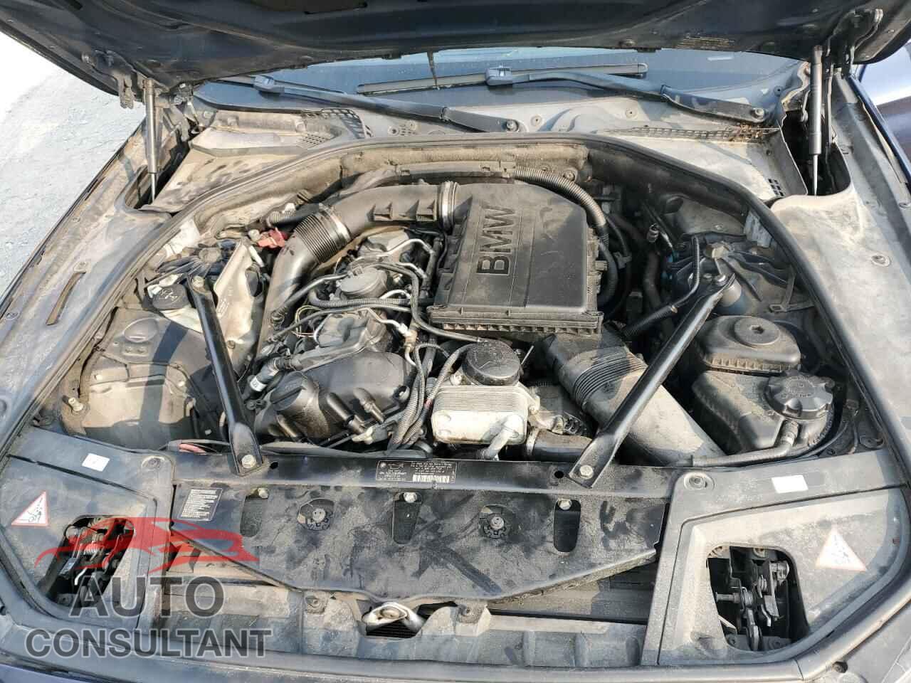 BMW 5 SERIES 2013 - WBAFU7C54DDU66363