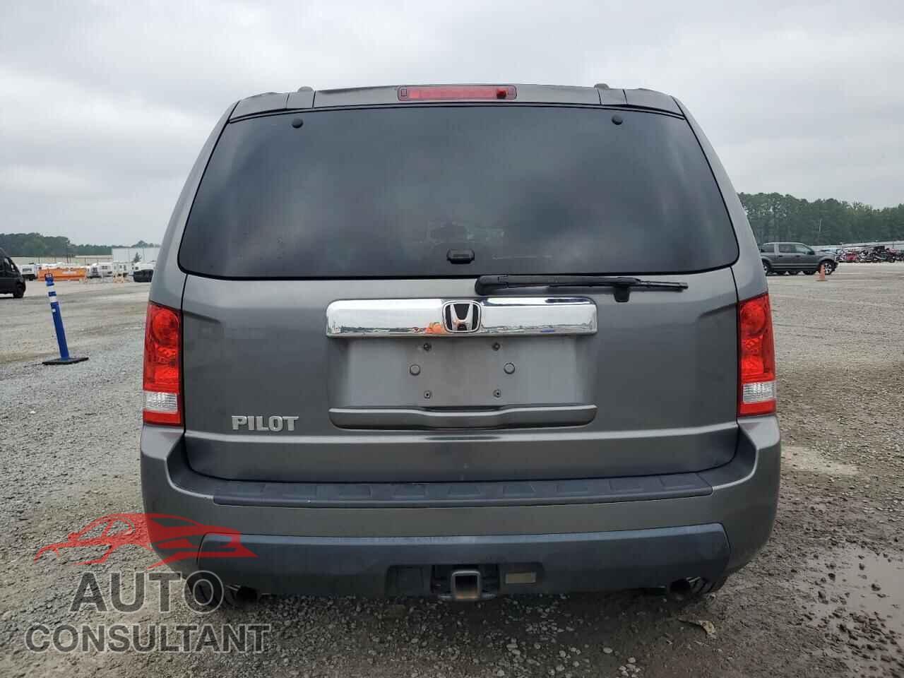 HONDA PILOT 2011 - 5FNYF3H27BB007640