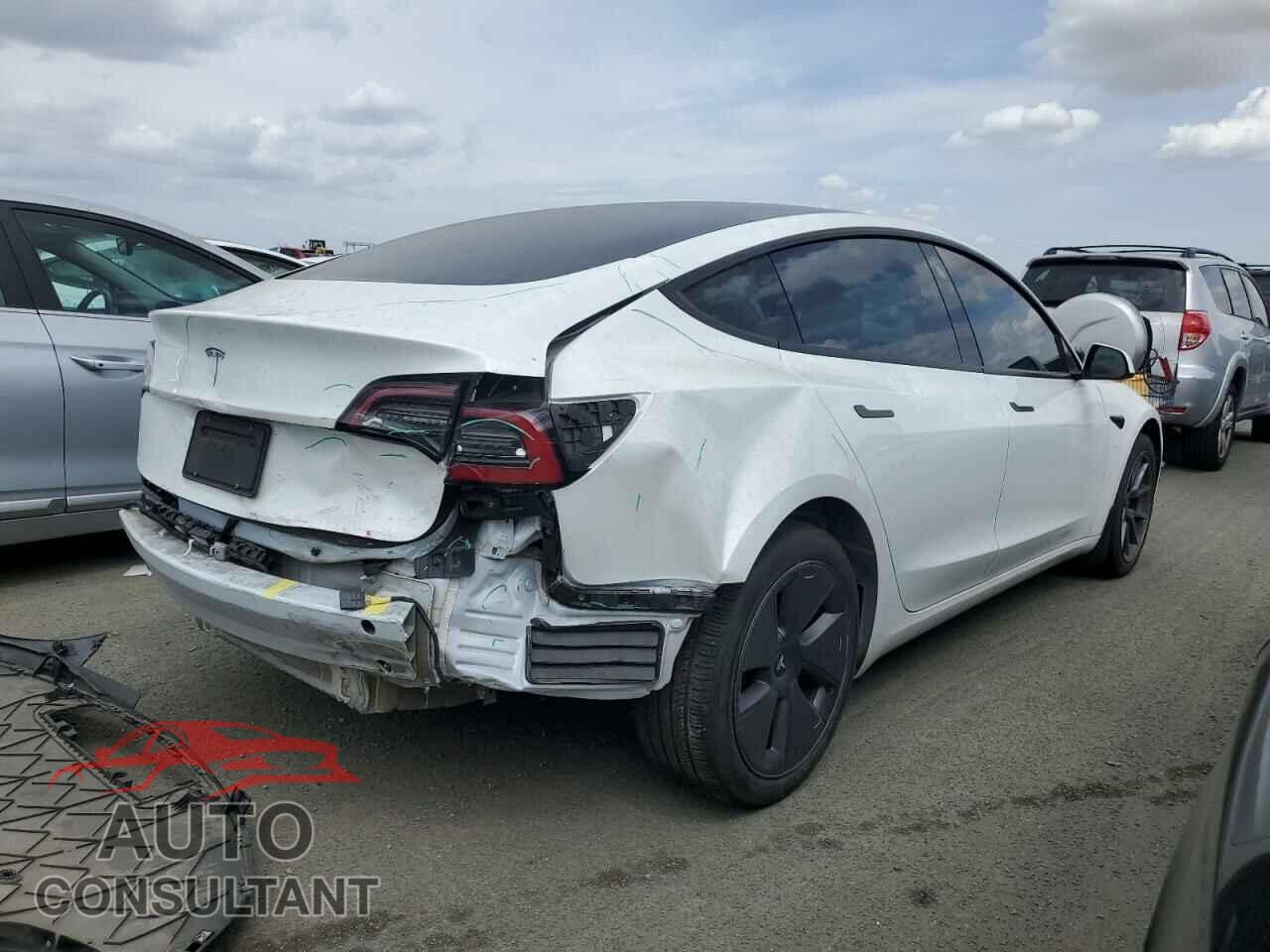 TESLA MODEL 3 2022 - 5YJ3E1EA2NF340703