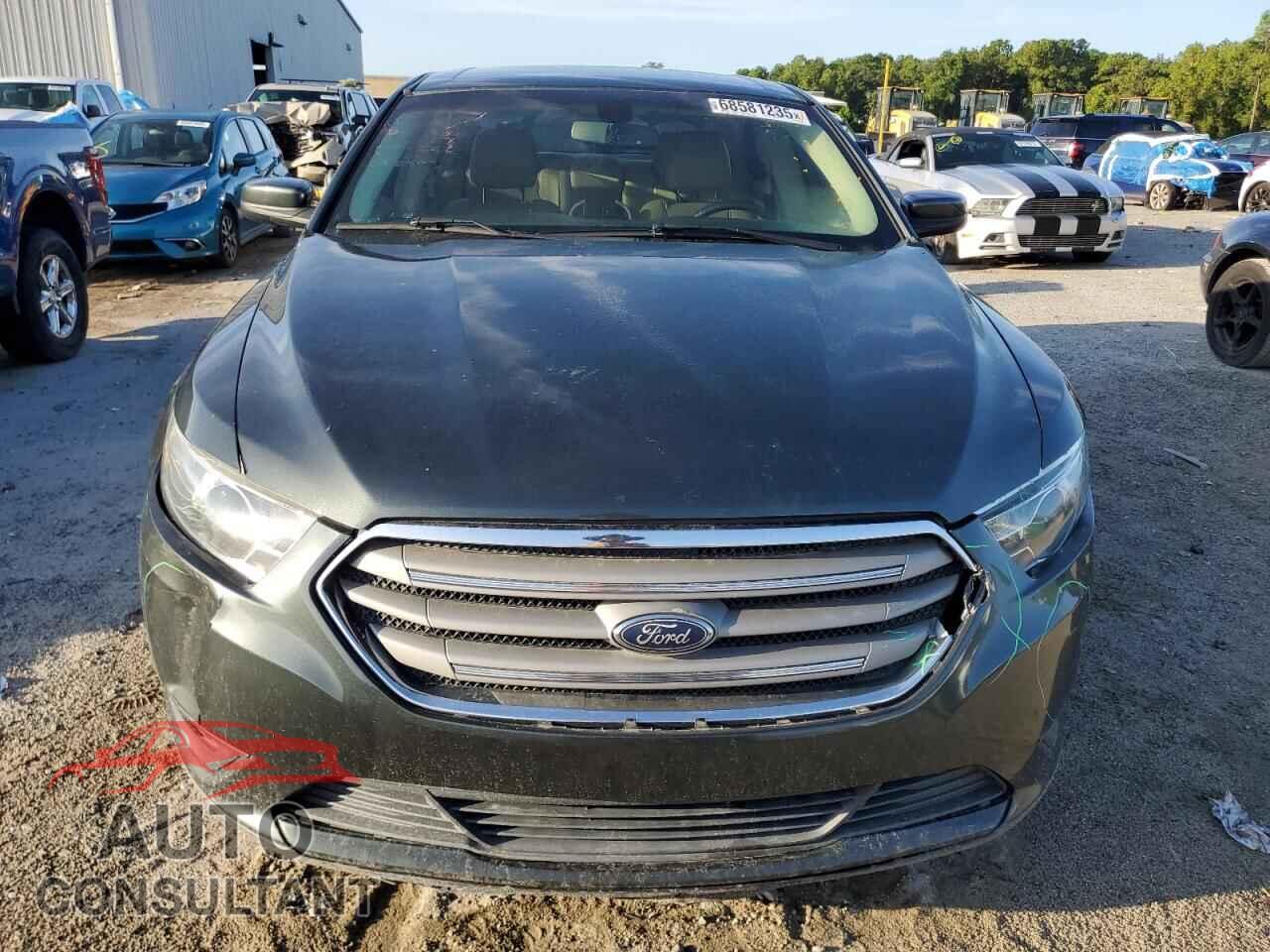 FORD TAURUS 2016 - 1FAHP2E88GG134108