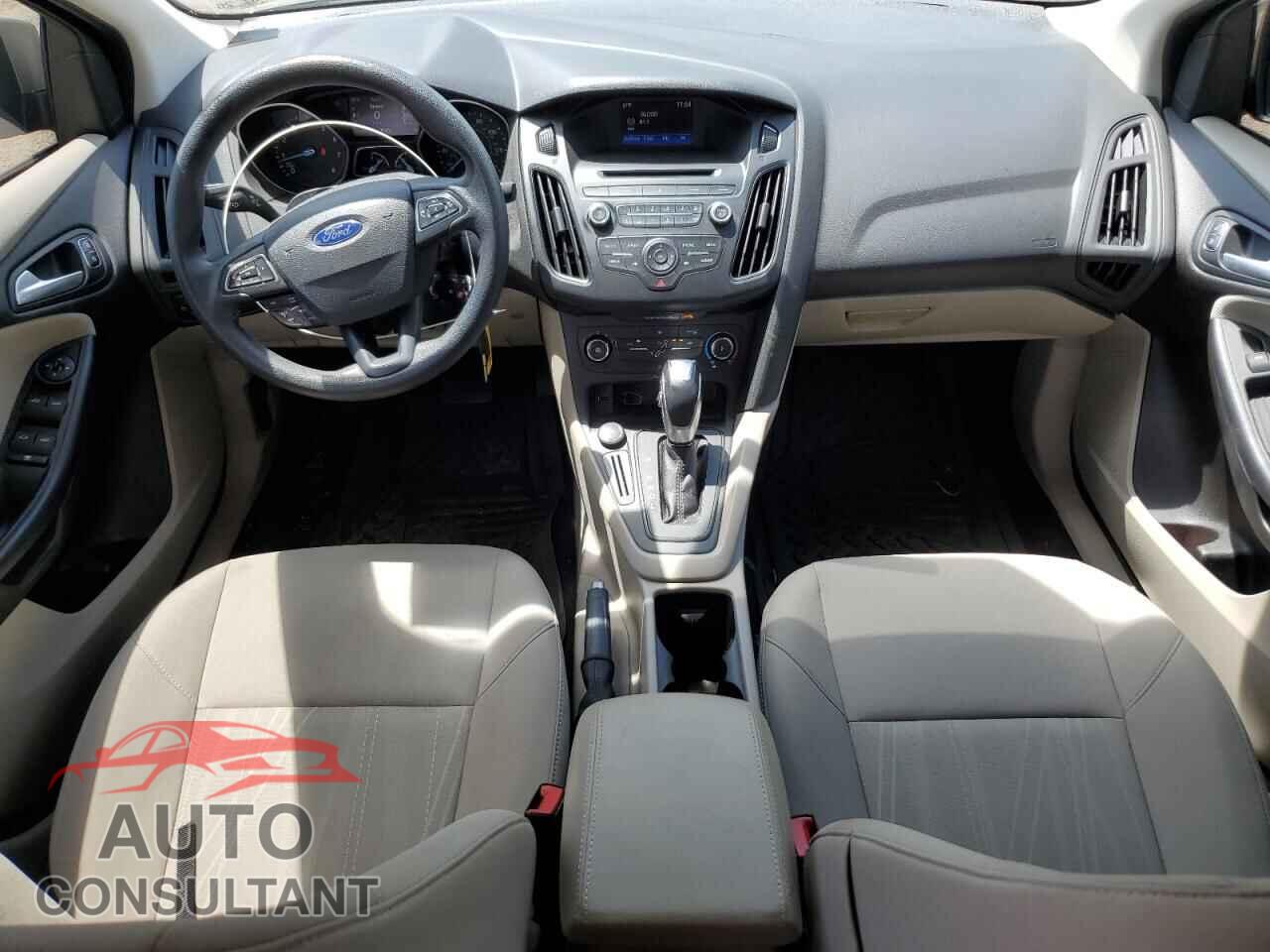 FORD FOCUS 2016 - 1FADP3F26GL376580