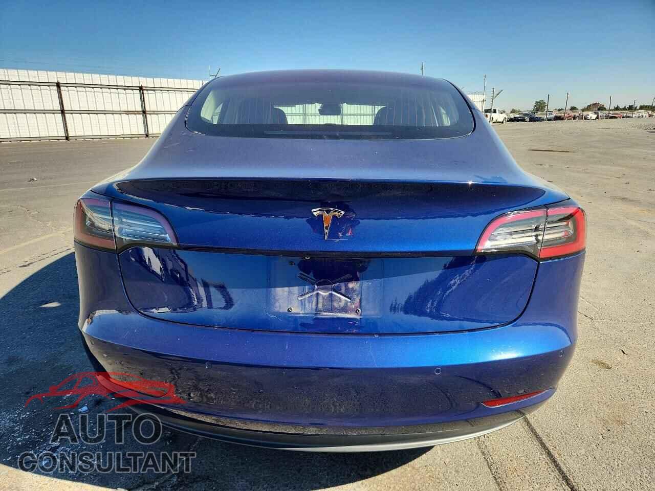 TESLA MODEL 3 2018 - 5YJ3E1EA0JF006325