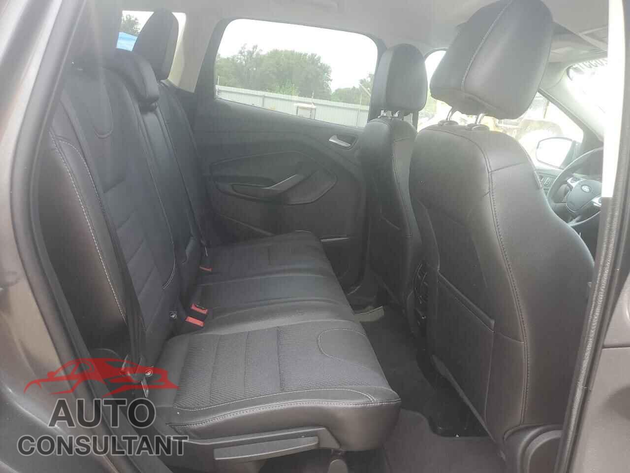 FORD ESCAPE 2015 - 1FMCU0GX2FUB72001