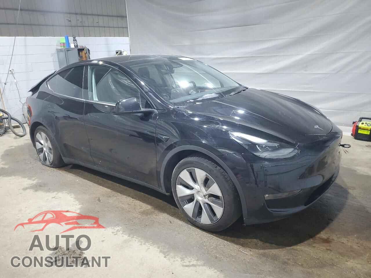 TESLA MODEL Y 2023 - 7SAYGAEE3PF932135