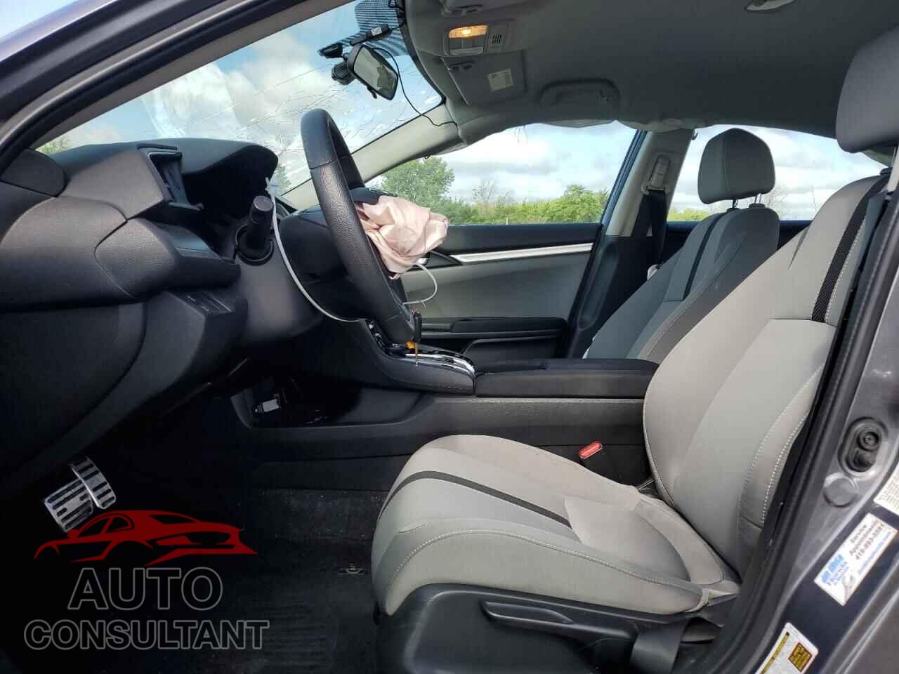 HONDA CIVIC 2018 - 2HGFC2F52JH553408