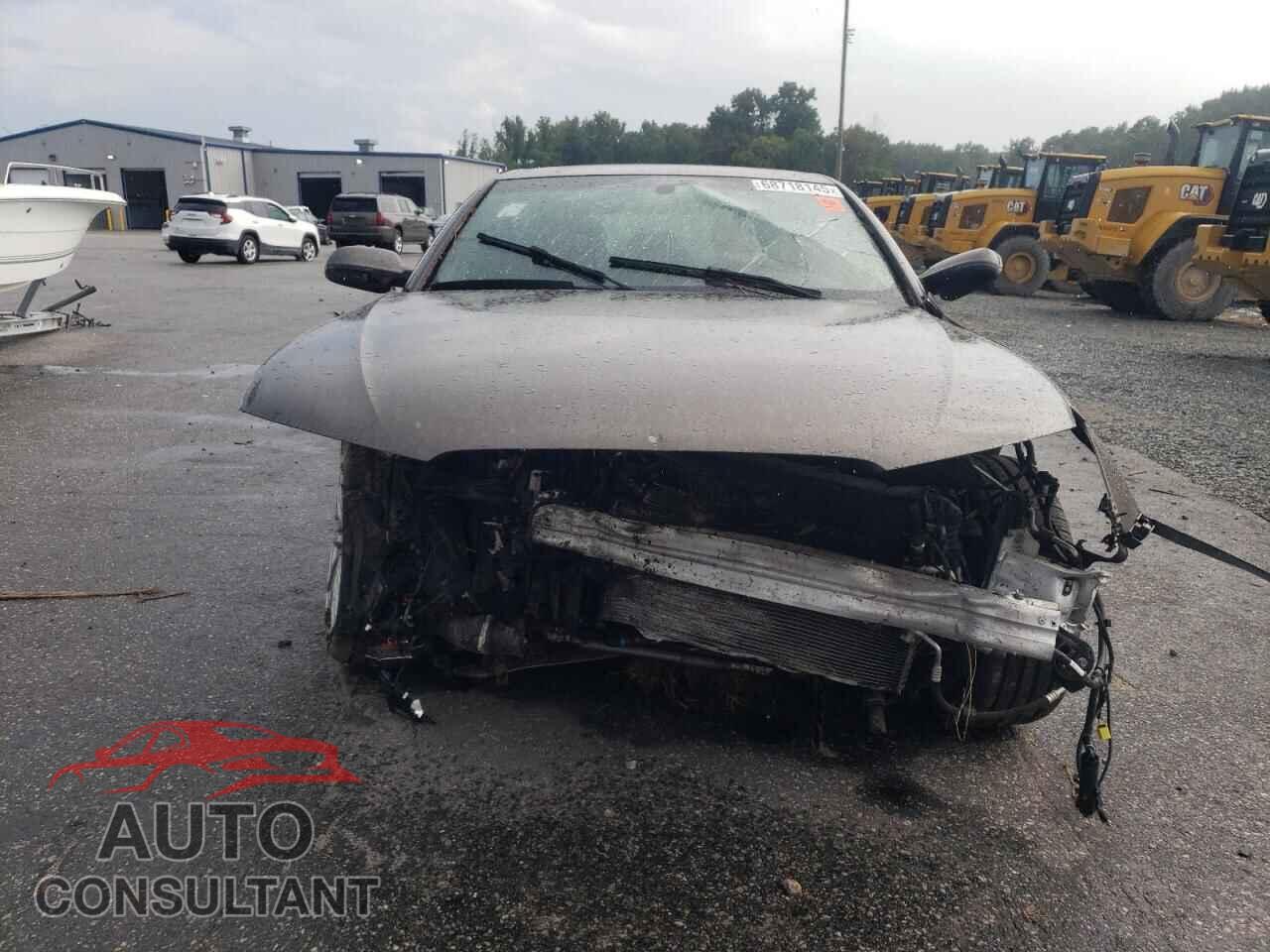 AUDI A4 2014 - WAUKFAFL9EN018812