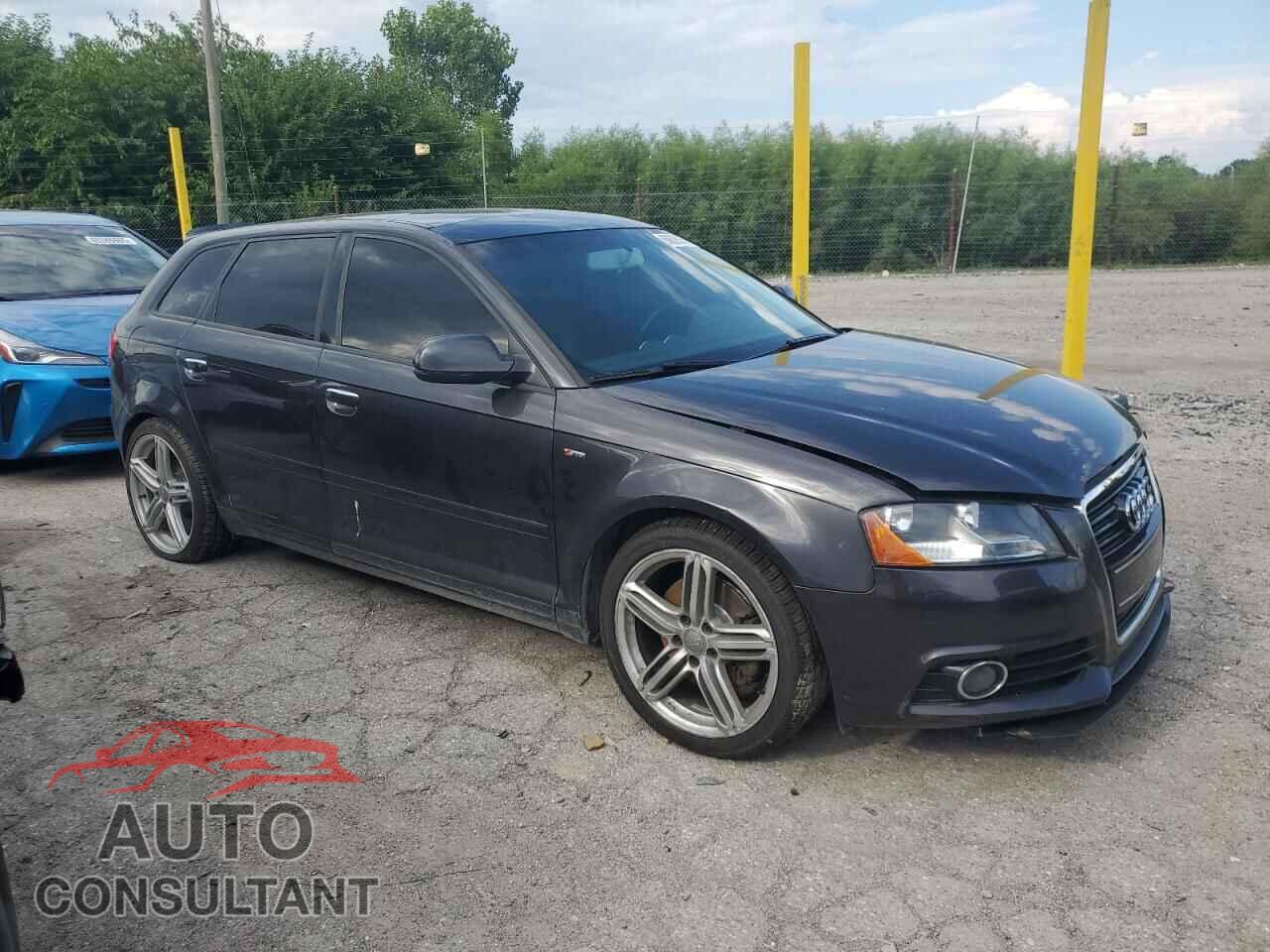 AUDI A3 2012 - WAUBEAFM9CA147603