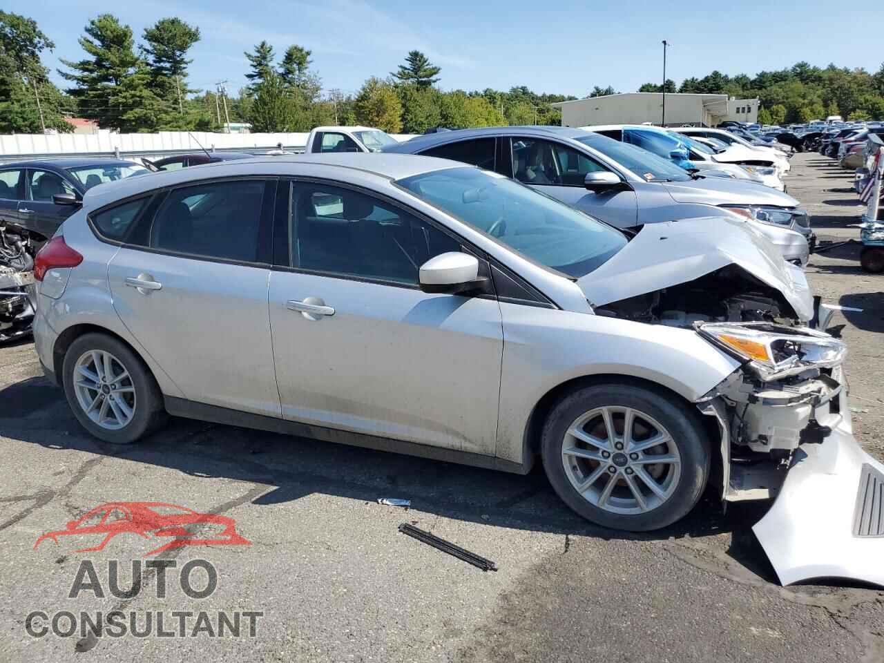 FORD FOCUS 2018 - 1FADP3K2XJL272574