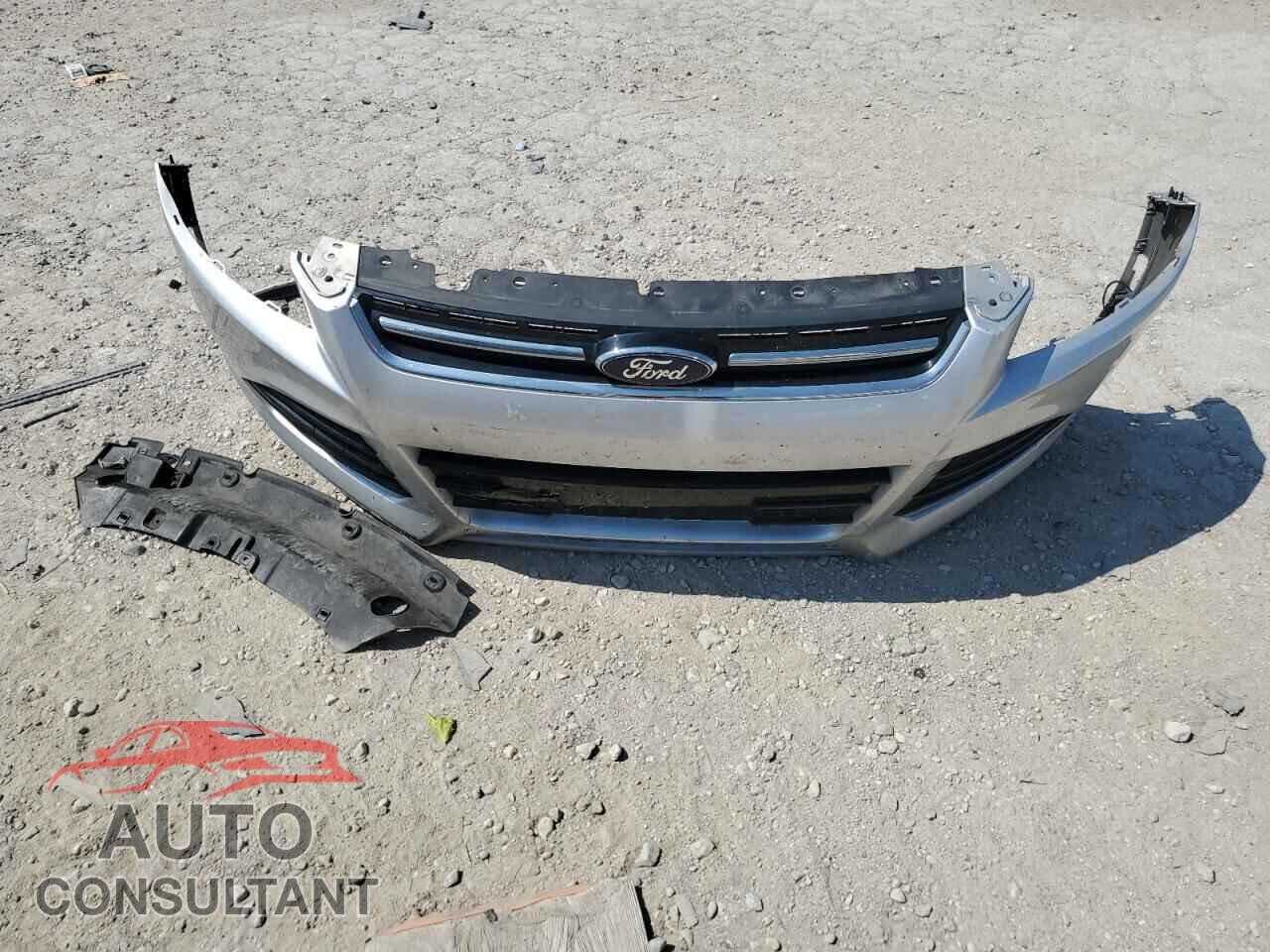 FORD ESCAPE 2016 - 1FMCU0J93GUC24196