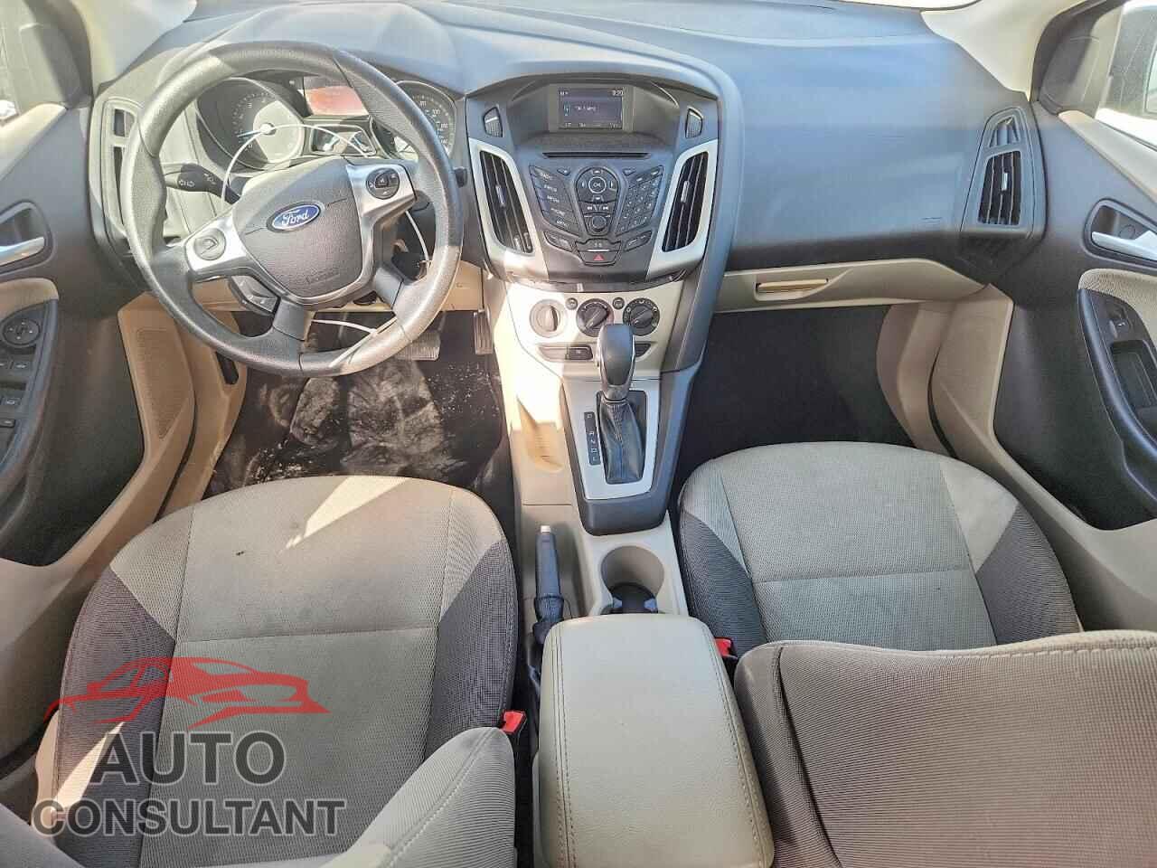 FORD FOCUS 2014 - 1FADP3F28EL344954