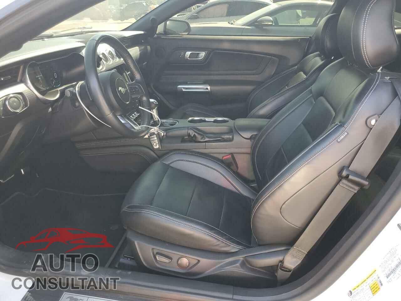 FORD MUSTANG 2020 - 1FA6P8CF2L5161791
