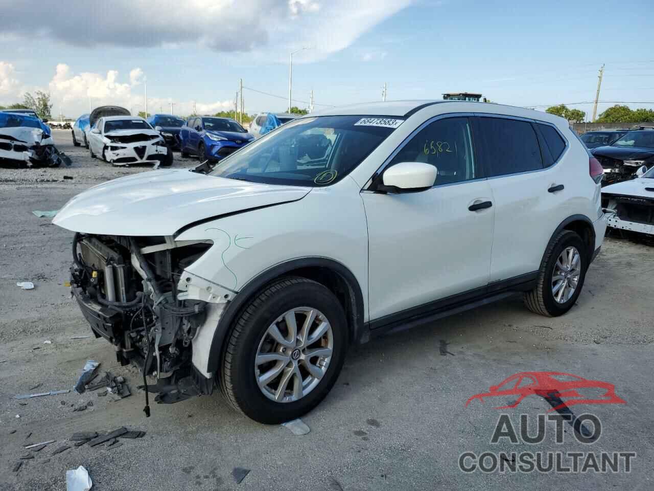 NISSAN ROGUE 2017 - KNMAT2MT3HP615995