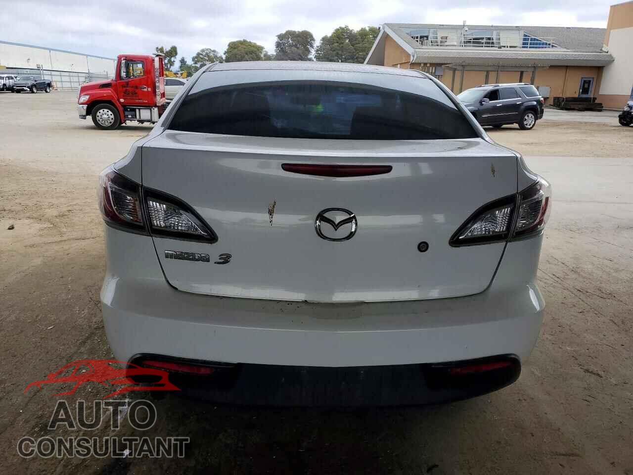 MAZDA 3 2011 - JM1BL1UF3B1423656