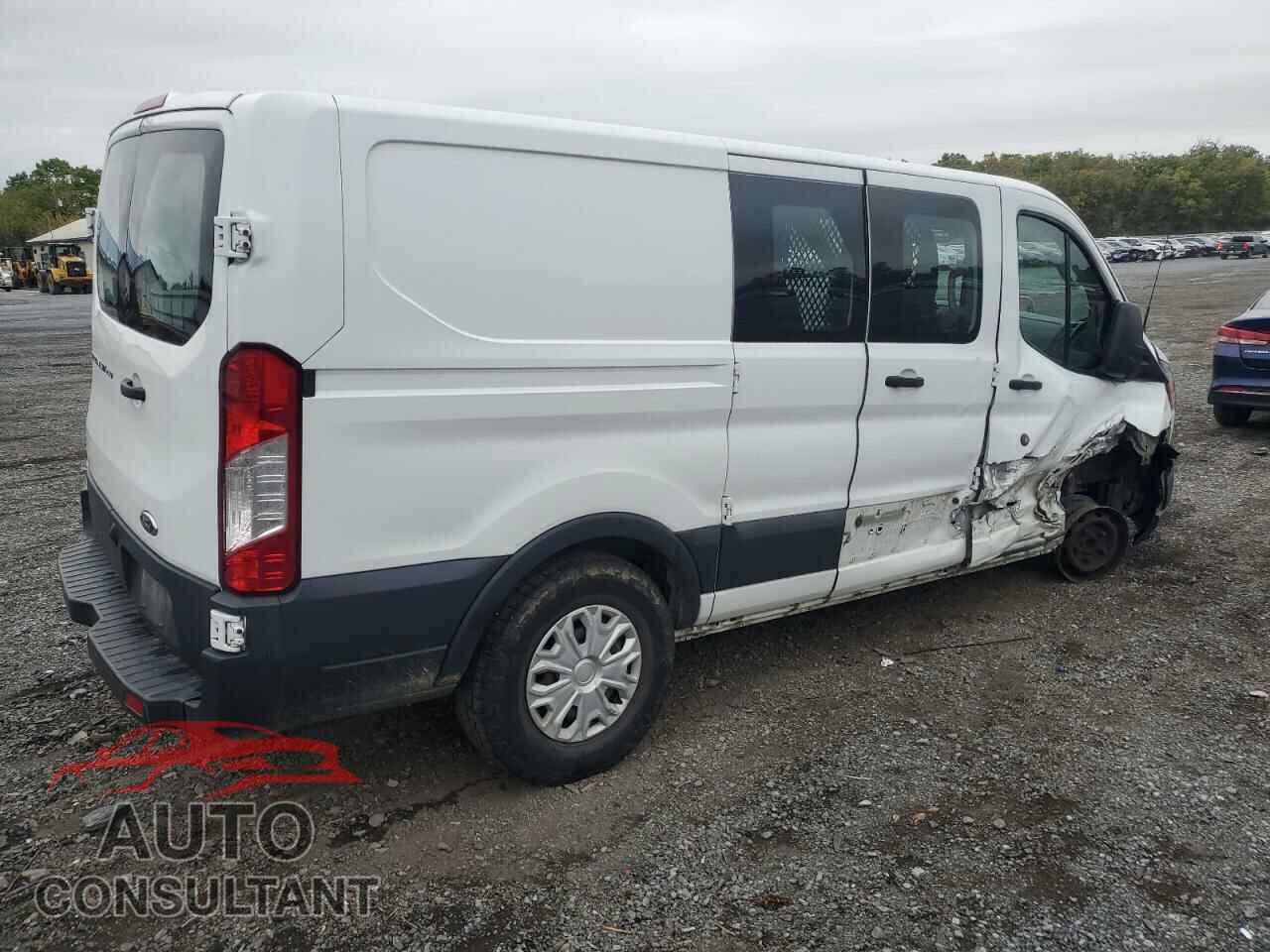 FORD TRANSIT 2017 - 1FTYR1ZMXHKA69816