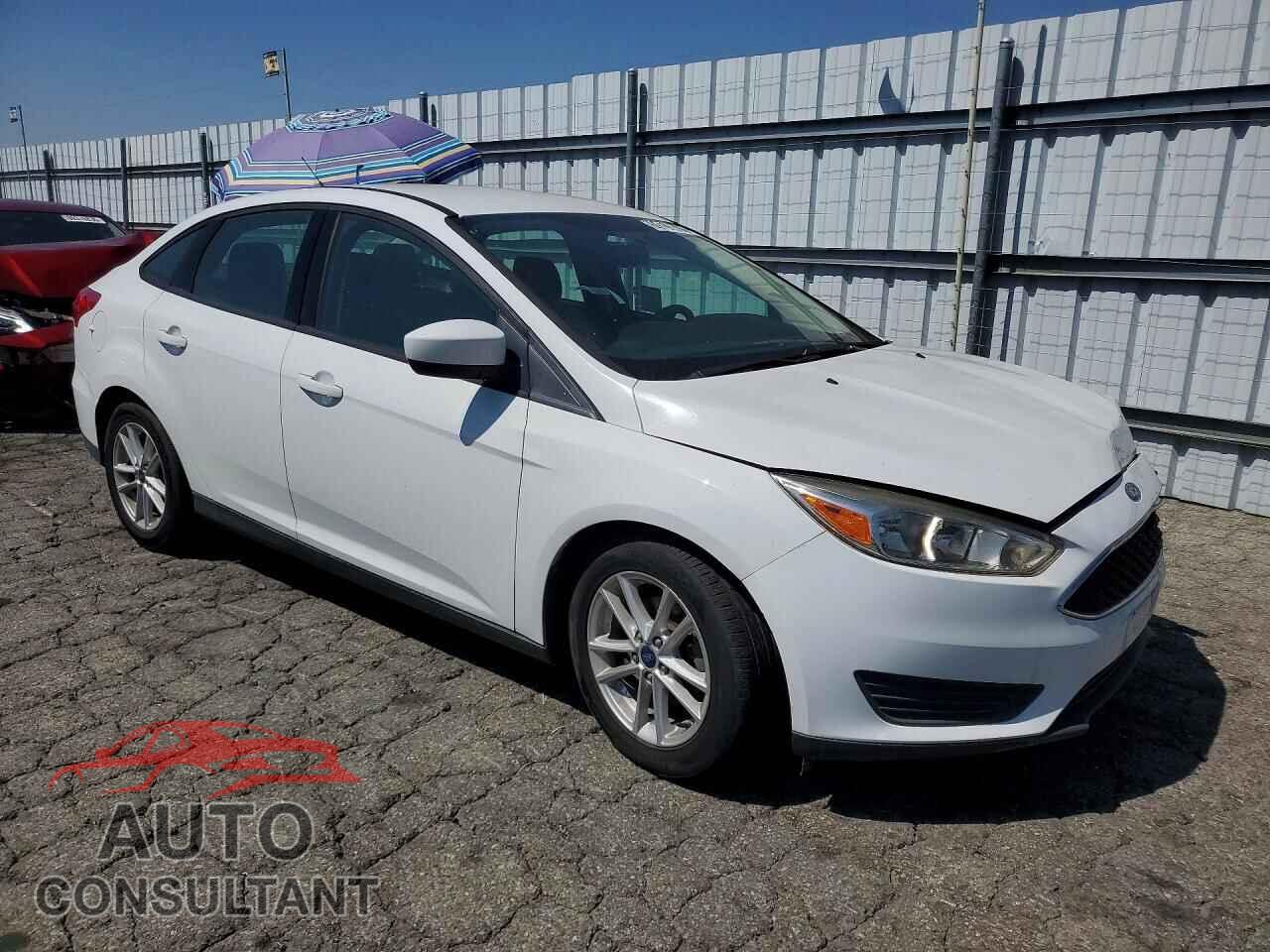 FORD FOCUS 2018 - 1FADP3F24JL293382